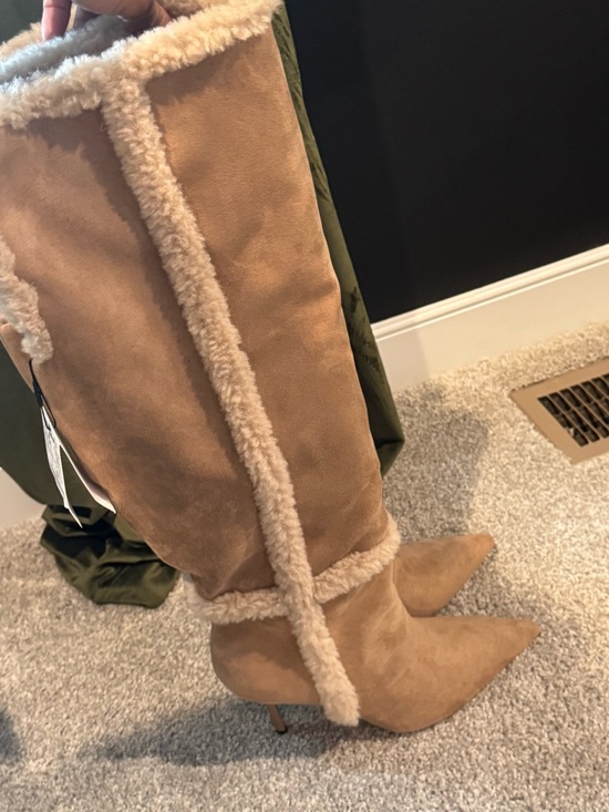 Zara Shoes - Zara Tan Suede Boots with Cream Shearling